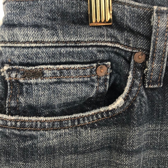Pair of Joe’s Jeans - Picture 4 of 6
